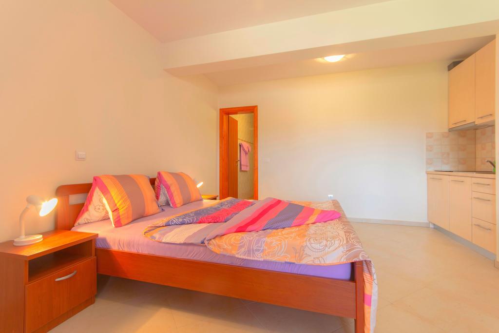 Apartments 4 Palme Funtana Bilik gambar